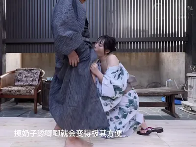 Cùng các cô bạn gái chơi đủ kiểu từ doggy cưỡi ngựa