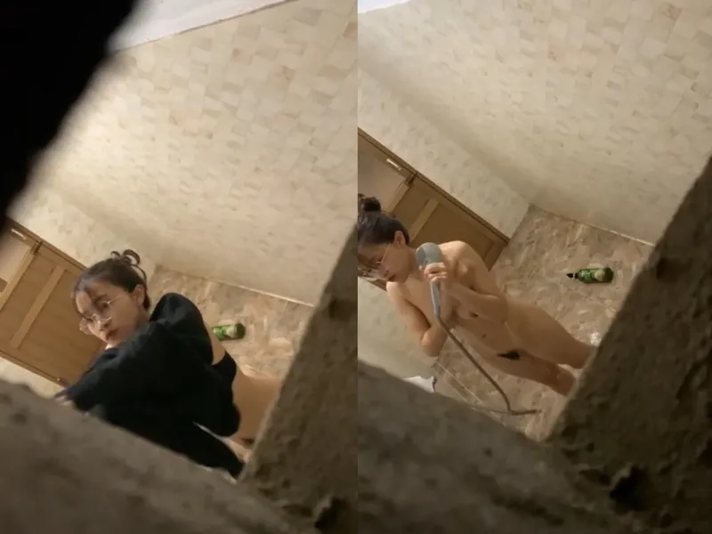 Quay lén người yêu vú to tắm, khe lỗ lồn chảy nước ròng ròng